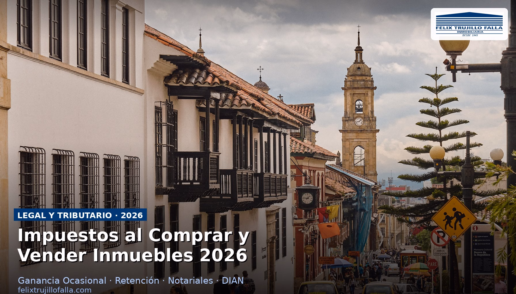 Documento de escritura pública y calculadora sobre escritorio con billetes colombianos impuestos inmuebles Colombia 2026